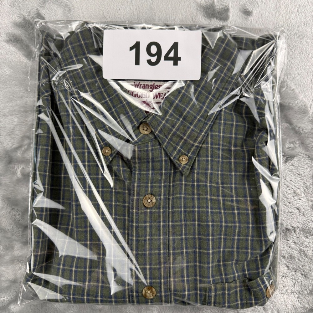 Wrangler Rugged Wear Mens XL Green Blue Plaid Short Sleeve Button Down Shirt - Picture 14 of 14